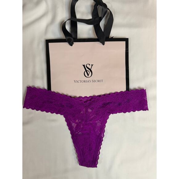 NWT Victoria’s Secret Vintage All Lace Cheeky Panty – Purple – Size XS – 2015 - Picture 1 of 4